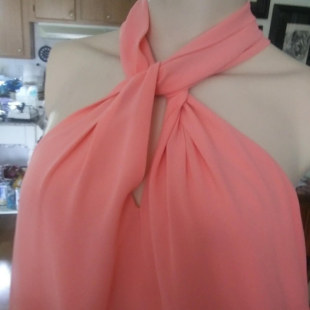 Faux halter sleeveless top - Picture 4 of 5